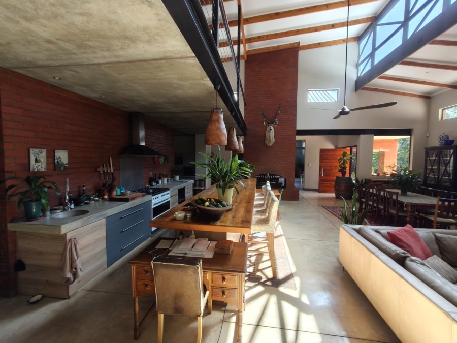 4 Bedroom Property for Sale in Waterkloof A H North West